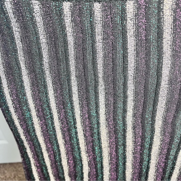 ***💲BOGO💲*** Green purple and silver sparkle knit skirt - Picture 4 of 6